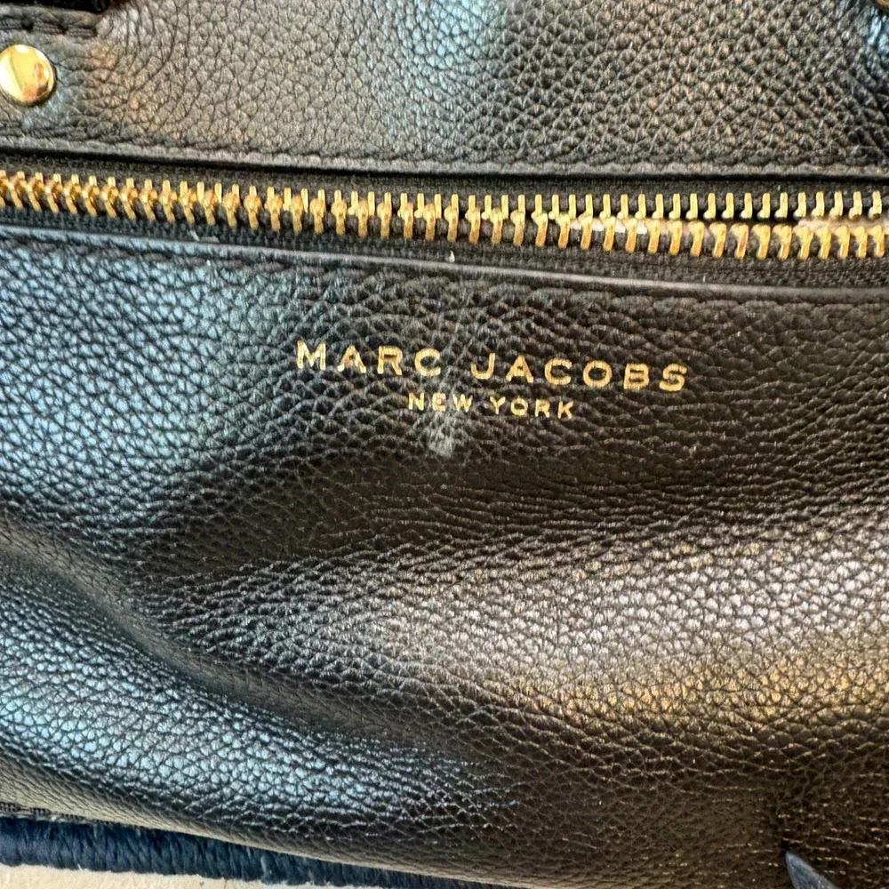 Marc Jacobs pebbled leather